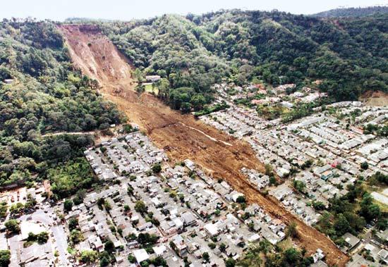 landslide destroyed houses