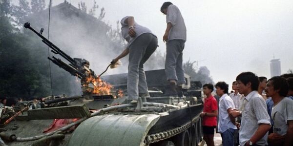 Tiananmen Protestors, Tank
