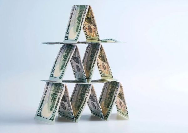 dollar pyramid