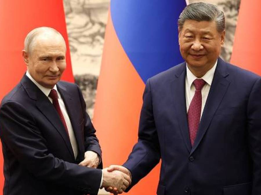 The Russia-China Spaceship Rushes Towards Planet Multipolar